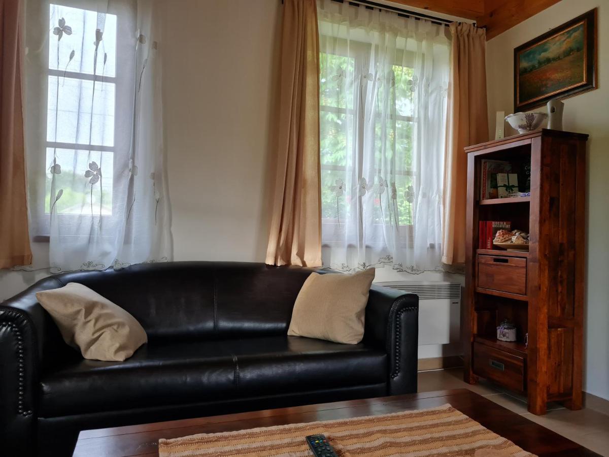 Duzzogo Vendeghaz Agard Villa Gárdony Exterior foto